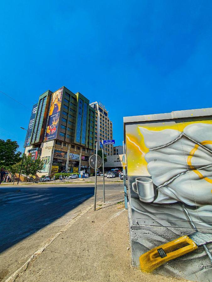 Zogu Apartments - Downtown Pristina Exterior photo